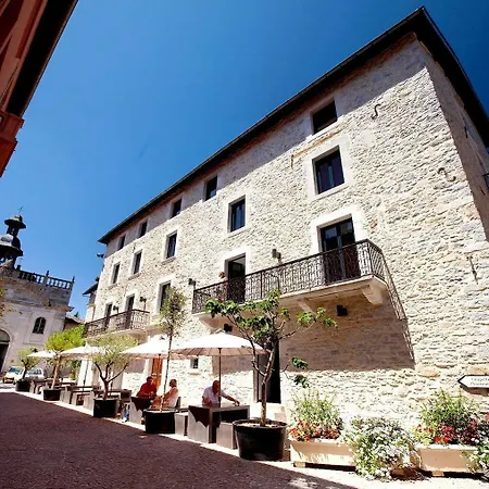 Urban Style Les Fleurines