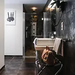 Urban Style Les Fleurines 3*