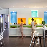 Urban Style Les Fleurines 3*