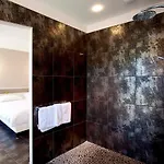 Hotell Urban Style Les Fleurines 3*