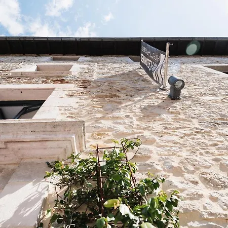 Hotell Urban Style Les Fleurines