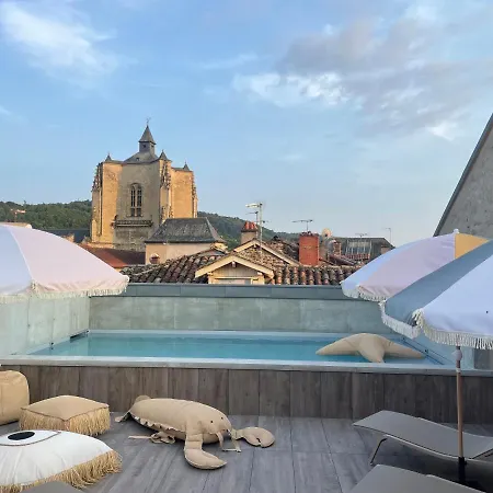 Urban Style Les Fleurines Hotel 3*