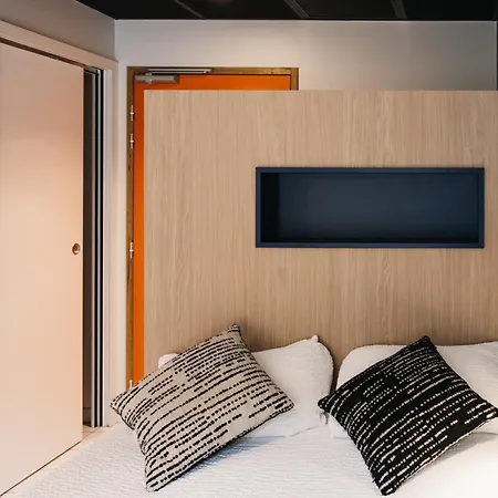 Urban Style Les Fleurines 3*