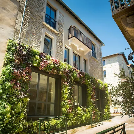 Urban Style Les Fleurines ホテル