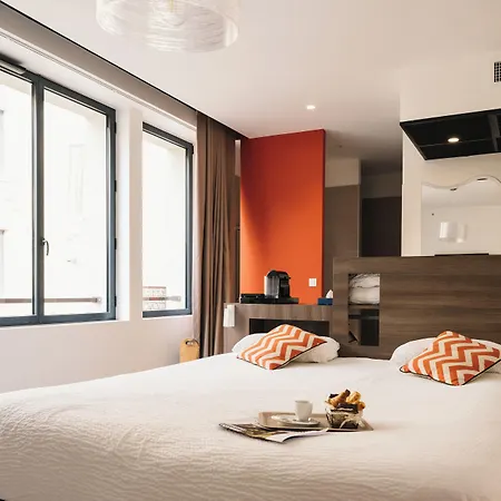 Hotel Urban Style Les Fleurines 3*