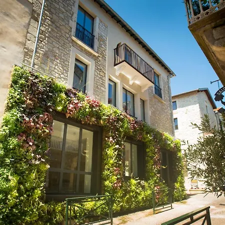 Urban Style Les Fleurines Hotel 3*