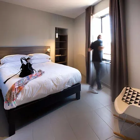 Hotel Urban Style Les Fleurines Villefranche-de-Rouergue