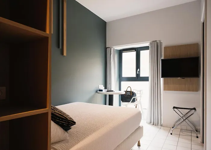 Urban Style Les Fleurines ホテル