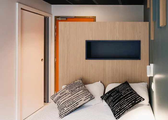 Urban Style Les Fleurines 3*