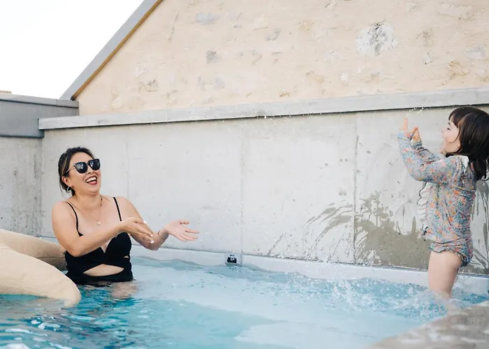 Urban Style Les Fleurines ホテル