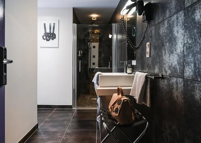 Urban Style Les Fleurines 3*