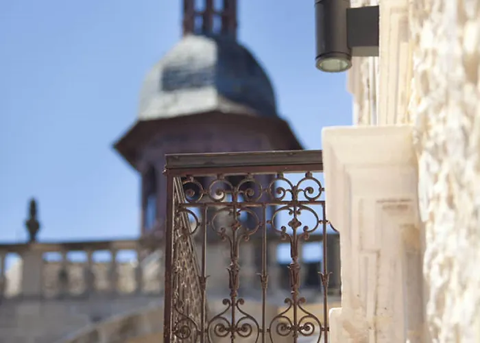 Urban Style Les Fleurines 3*