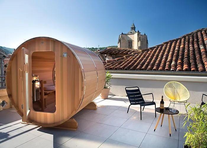 Urban Style Les Fleurines 3* ヴィルフランシュ・ド・ルエルグ