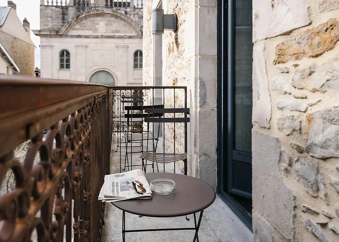 Urban Style Les Fleurines ホテル ヴィルフランシュ・ド・ルエルグ