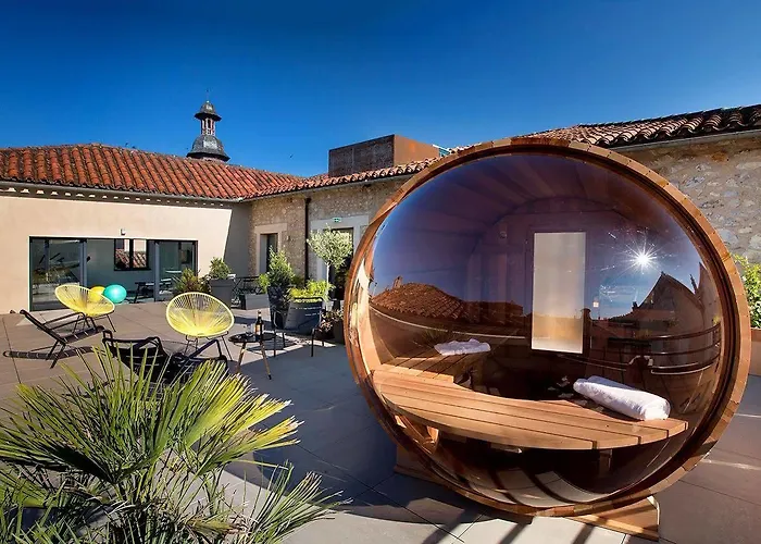 Urban Style Les Fleurines ホテル