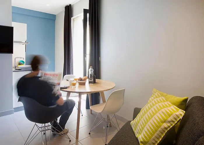 Urban Style Les Fleurines 3*