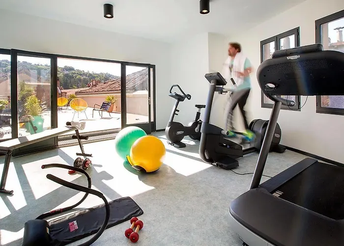 Urban Style Les Fleurines ヴィルフランシュ・ド・ルエルグ